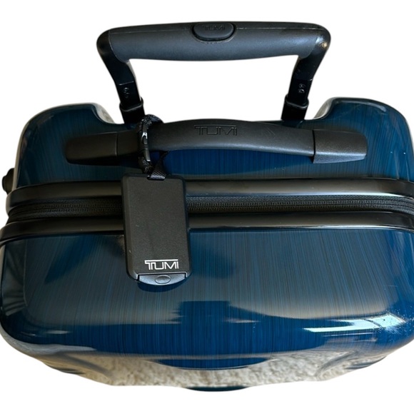 Tumi Blue Hard Shell Suitcase - Picture 4 of 8